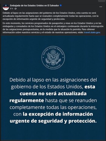 Servicios consulares y notificaciones regulares de la representación estadounidense en El Salvador experimentan limitaciones durante la interrupción presupuestaria actual (Captura de Pantalla desde el portal de la Embajada)