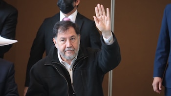 Gerardo Fernández Noroña desiste luchar