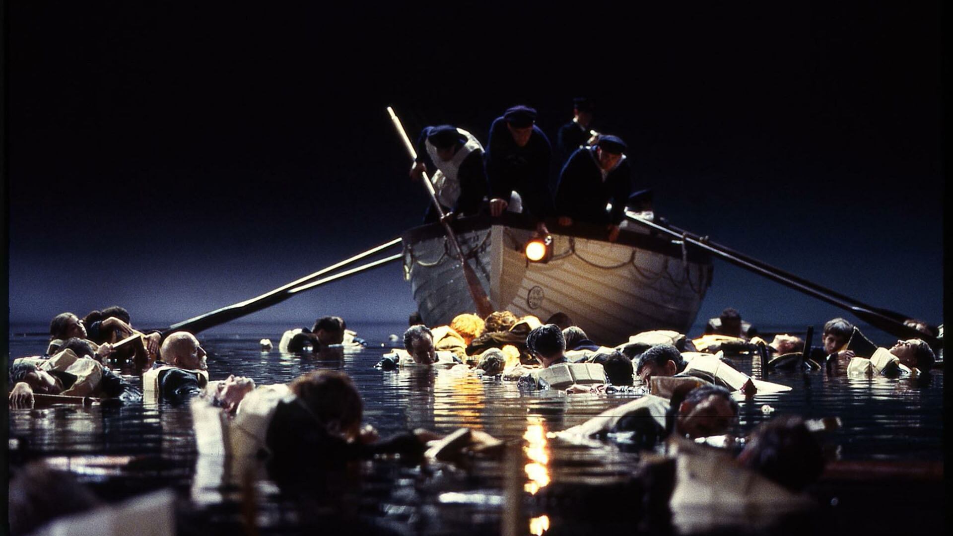Algunos hechos históricos que se muestran en las cintas fueron desmentidos. (Captura de video)
