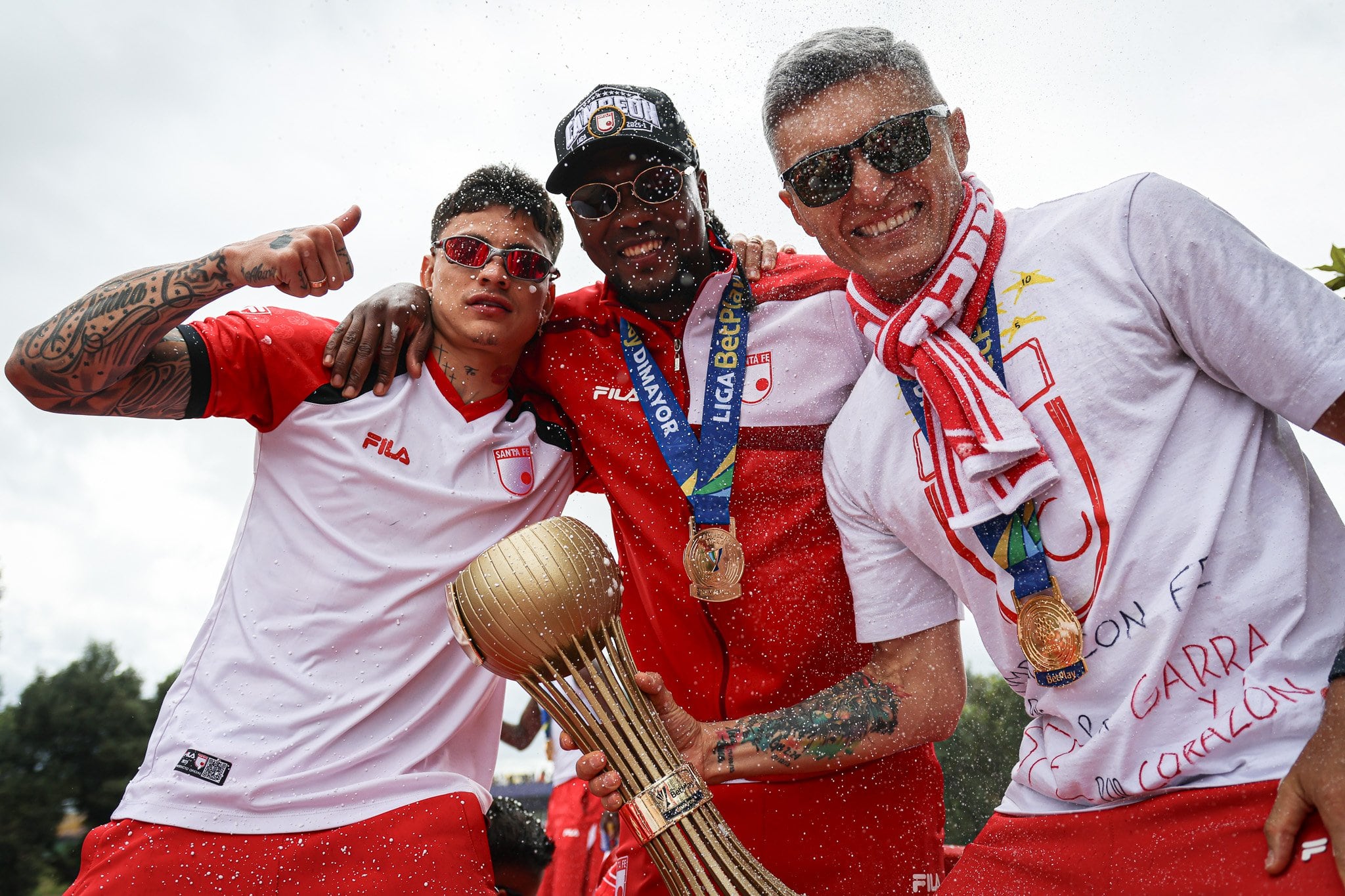 Independiente Santa Fe fue campeón en el estadio Atanasio Girardot con un agónico gol de Hugo Rodallega - crédito Santa Fe