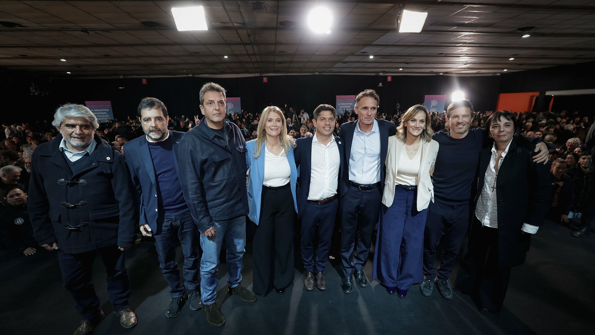 Axel Kicillof, Sergio Massa y los candidatos bonaerenses de Fuerza Patria (@Kicillofok)