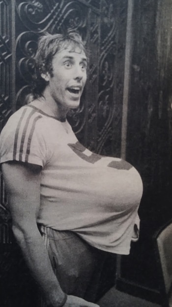 Rigante con la pelota al