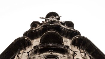 Las aspas y la fachada