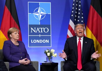 Durante su primera presidencia. Trump había amenazado con retirar a Estados Unidos de la OTAN si los europeos no aumentaban el gasto. (REUTERS/Kevin Lamarque/Foto de archivo)