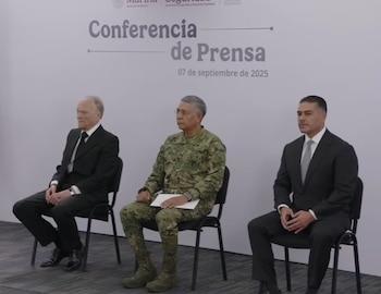 Conferencia de prensa del 7 de septiembre de 2025, cuando fue destapado el esquema de huachicol fiscal vinculado a la Semar. Crédito: SSPC