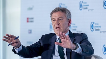 Feijóo se compromete a endurecer la política migratoria si llega al Gobierno: "Quien venga a delinquir será expulsado"