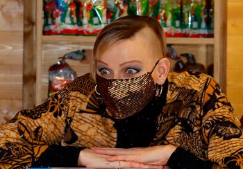 La princesa Charlène de Mónaco, con un corte al más puro estilo "punk", este 16 de diciembre de 2020. EFE/Eric Gaillard