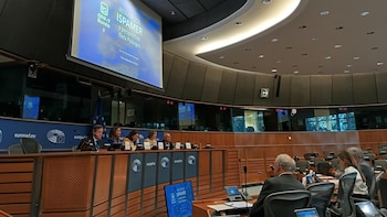 Cepesca, Europêche y OPP Burela piden a la Unión Europea excluir al palangre 'piedra-bola' de 87 zonas vedadas