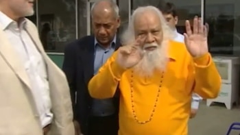 "Él empezó a manosearme cuando