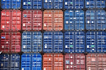 Contenedores en el puerto
