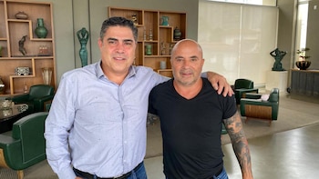 Sampaoli, junto al presidente del