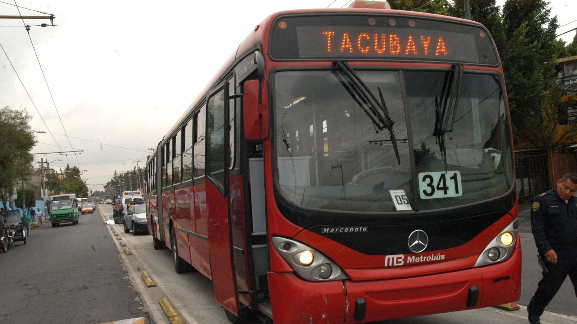 Elementos de la SSC y la FGJCDMX aconsejan reportar actividades sospechosas a la Policía Bancaria e Industrial que se encuentra en cada una de las estaciones del transporte. Crédito: Cuartoscuro.