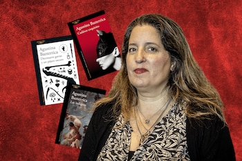 Mujer de cabello castaño y ondulado con collar, posa con tres libros: "Cadáver exquisito", "Diecinueve garras" y "Las indignas", sobre fondo rojo