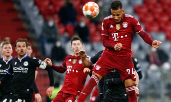 Nov 27, 2021
Foto del archivo del jugador del Bayern Munich Corentin Tolisso en acción ante el
Arminia Bielefeld en el Allianz Arena por la Bundesliga.
REUTERS/Michaela Rehle
