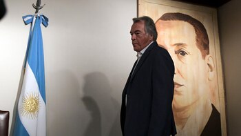 Luis Barrionuevo tomó distancia de