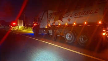 La gremial del transporte de combustible en Guatemala exige una investigación integral por el robo de una cisterna en Escuintla