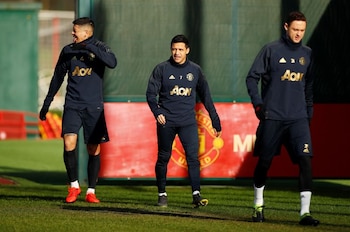 El delantero chileno Alexis Sánchez en una sesión de entrenamiento junto a sus compañeros del Manchester United. FOTO DE ARCHIVO. Action Images via Reuters/Jason Cairnduff