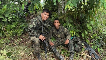Hallan vivo a soldado desaparecido en Antioquia: llevaba seis días sin rastro tras ataque con drones, al parecer, ejecutados por las disidencias