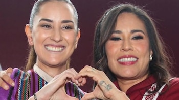 Senadora de Morena presenta informe junto a imitadora de Claudia Sheinbaum