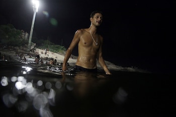 En la playa Arpoador, aún