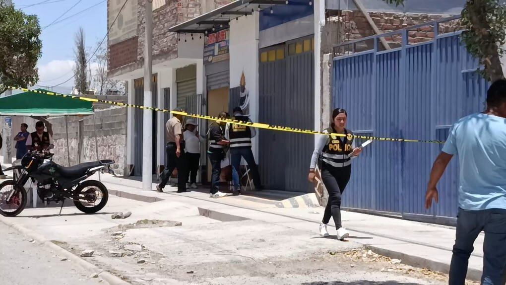 El candidato de Renovación Popular reafirma su relación de amistad con Carlos Álvarez pese a la competencia electoral por el segundo lugar. (RPP)