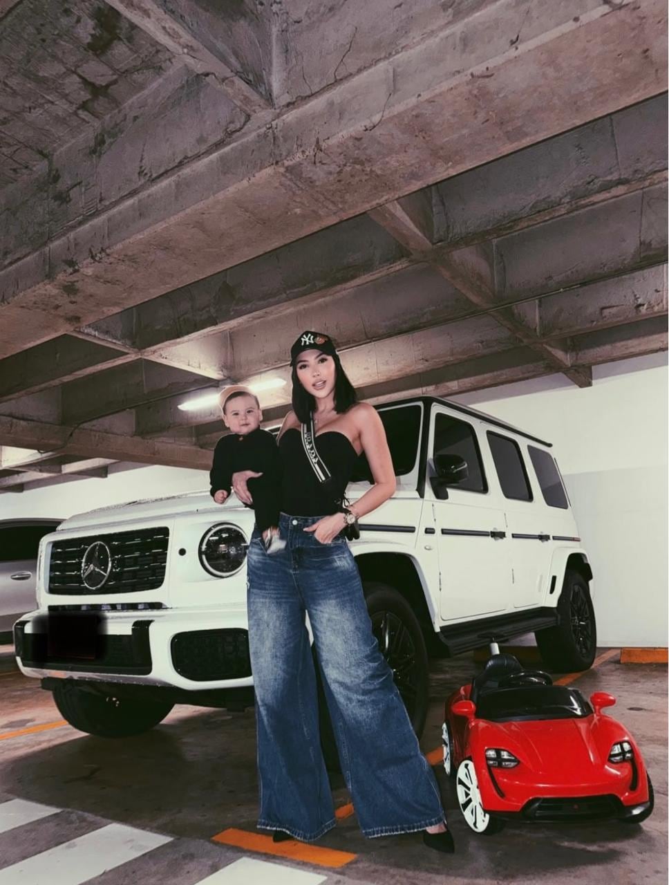 Aida Victoria presumió en sus redes sociales el carro que se compró - crédito @aidavictoriam/IG