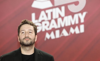 Nico Cotton ganó el Latin Grammy al Productor del Año y consolidó su nombre en la música en español (REUTERS/Marco Bello)