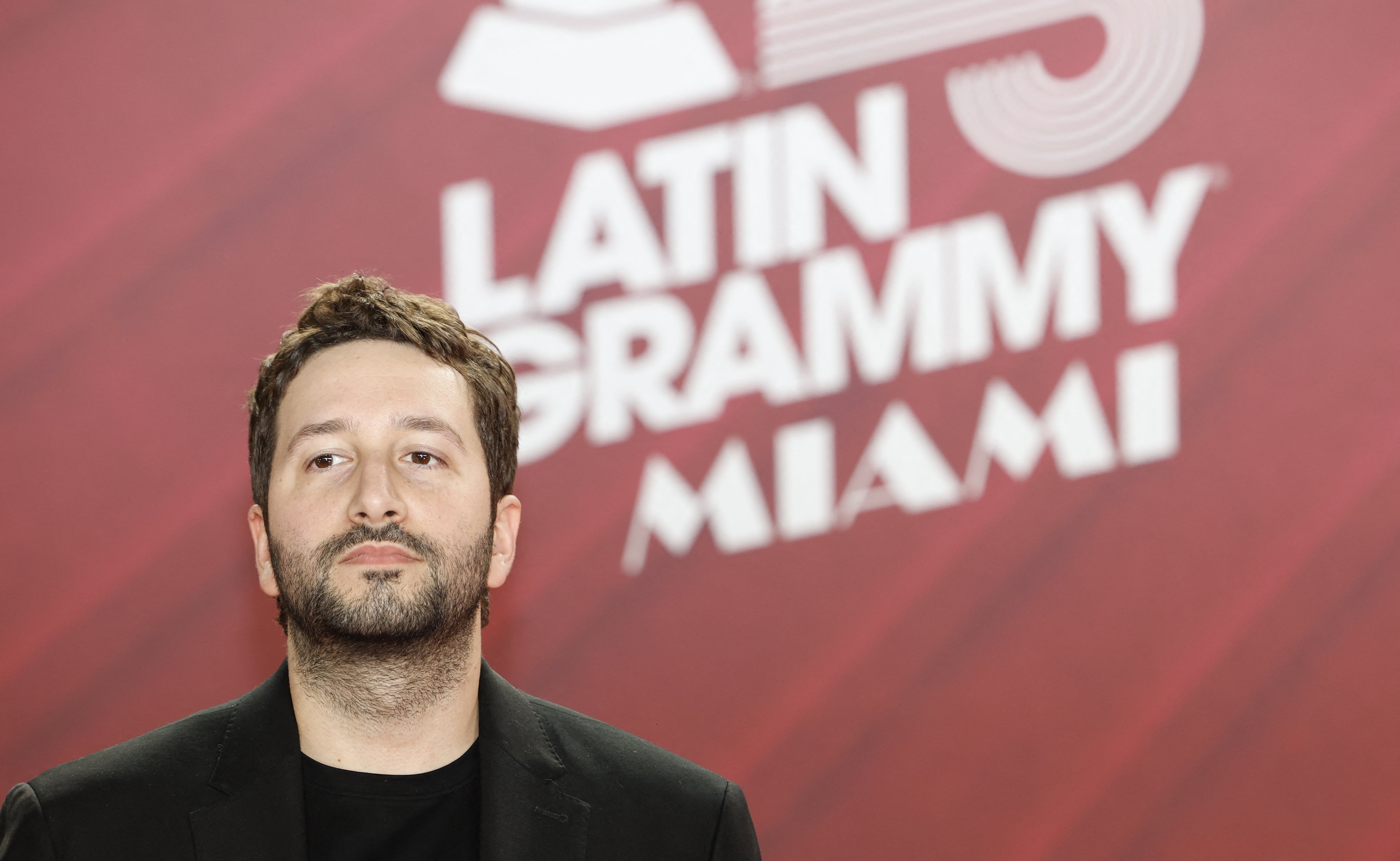 Nico Cotton ganó el Latin Grammy al Productor del Año y consolidó su nombre en la música en español (REUTERS/Marco Bello)