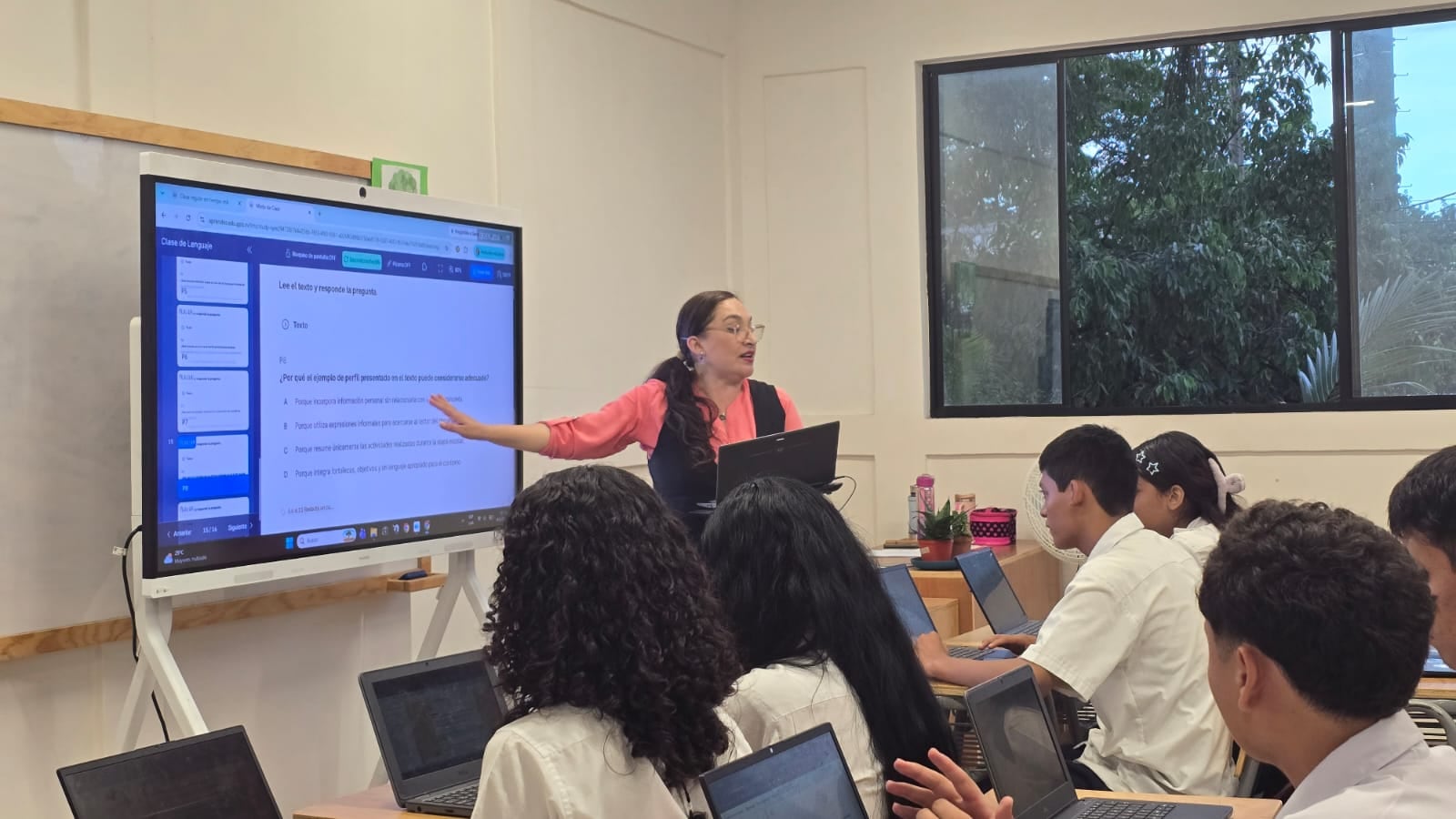 Resultados de PISA for Schools: 171 escuelas salvadoreñas destacan en lectura, matemática y ciencias (Foto Infobae Centroamérica /Jessica García)