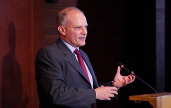 Alejandro Werner, ex alto funcionario