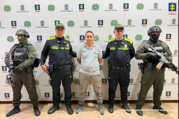 La Fiscalía atribuye a Jaiver Arley Serna Areiza la instalación y detonación de un cilindro bomba en la vía entre San Andrés de Cuerquia y Toledo - crédito Fiscalía General de la Nación