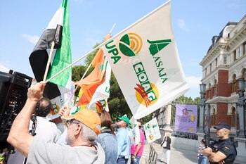 Movilización de ASAJA frente al