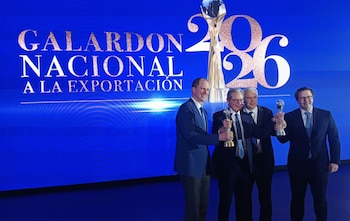 Fogel de Centro América recibió el premio de Exportador del Año 2026 en la 38.ª edición del Galardón Nacional a la Exportación de Agexport.