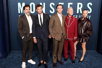 Ryan Murphy trabajó con Javier Bardem, Chloë Sevigny, Nicholas Alexander Chavez y Cooper Koch en el reparto de su miniserie de "true crime" (REUTERS/Mario Anzuoni)