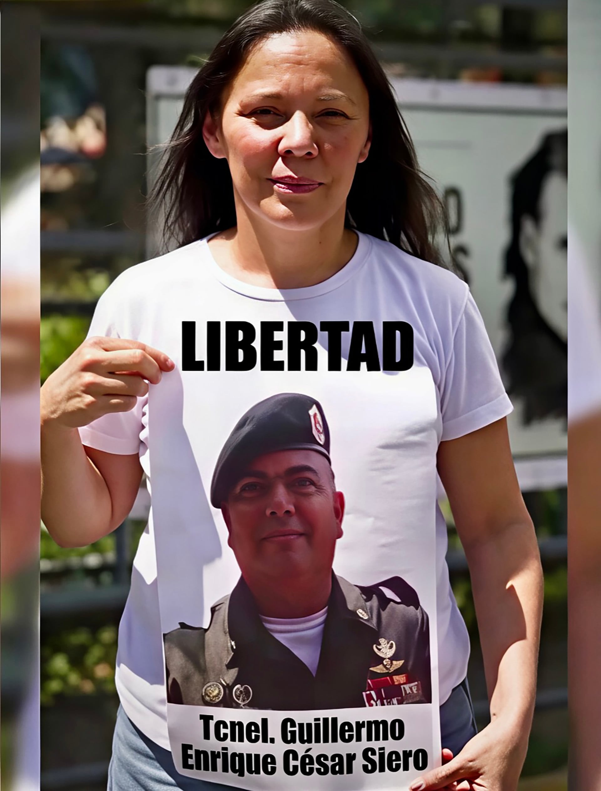 Bárbara César Siero reclamó por la libertad de su hermano el Teniente Coronel Guillermo Enrique (Archivo)