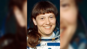 Svetlana Savítskaya: la primera mujer que caminó por el espacio y rompió una barrera histórica de la carrera espacial