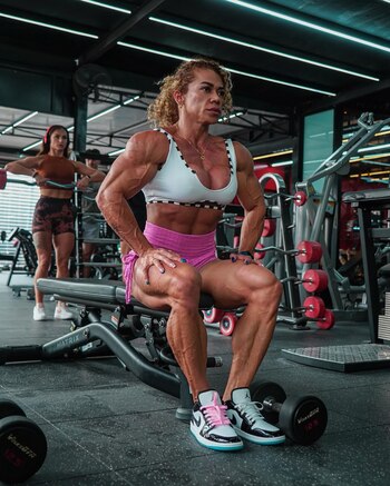 La fisicoculturista colombiana construyó una