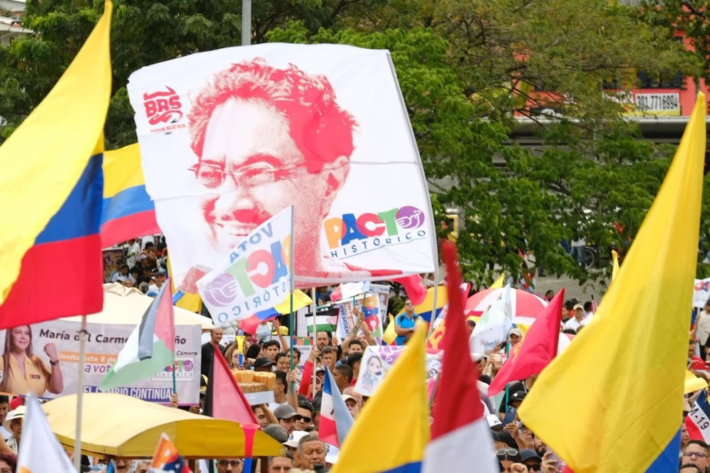 La trayectoria política del senador ha estado marcada por un cambio ideológico que lo aleja de las posturas extremas y lo acerca a la construcción de una izquierda democrática centrada en el rechazo de la violencia armada - crédito Ivan Cepeda Castro/Facebook