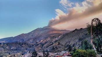 Actividad del volcán afecta a