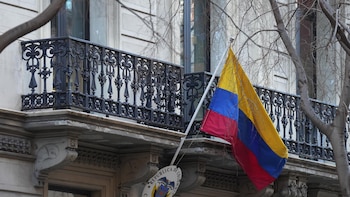 Mueren dos escoltas de un