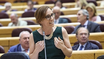 Mónica García carga contra Feijóo y Abascal por hablar de colapso sanitario en Ceuta pese a "la evidencia que lo refuta"