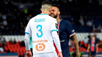 Álvaro González y Neymar tuvieron