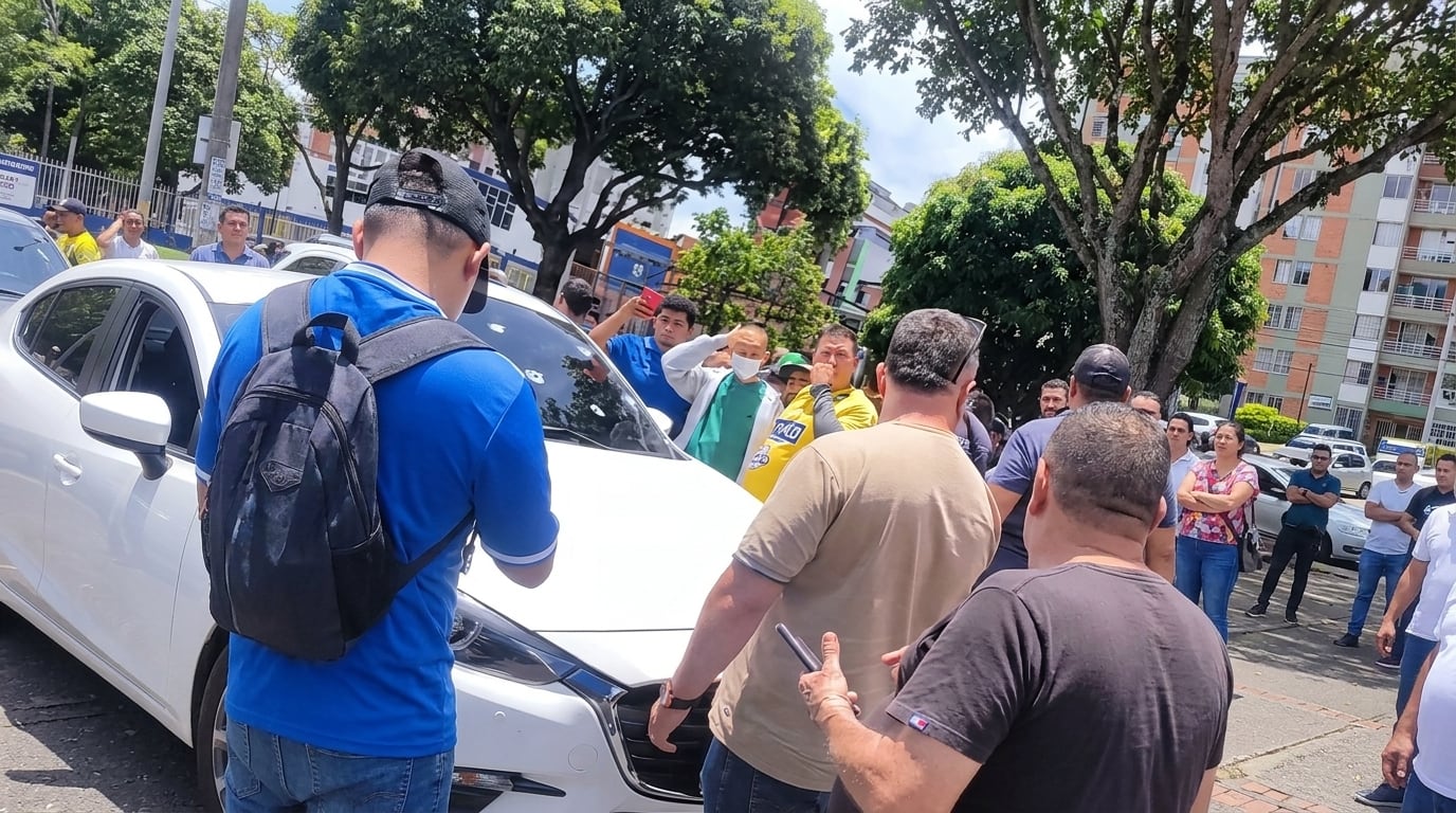 Alexis García Rincón llegó al Hospital Universitario de Santander con una cédula falsa y luego fue reconocido por las autoridades - crédito @metropolitano_/X
