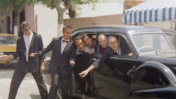A 40 años del disco debut de Los Fabulosos Cadillacs: el nombre que dejaron en el camino, los sacos robados y el show que cambió todo