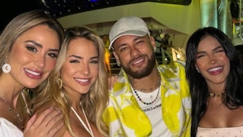 Neymar estuvo a bordo de