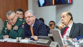 Renunció el viceministro de Defensa,