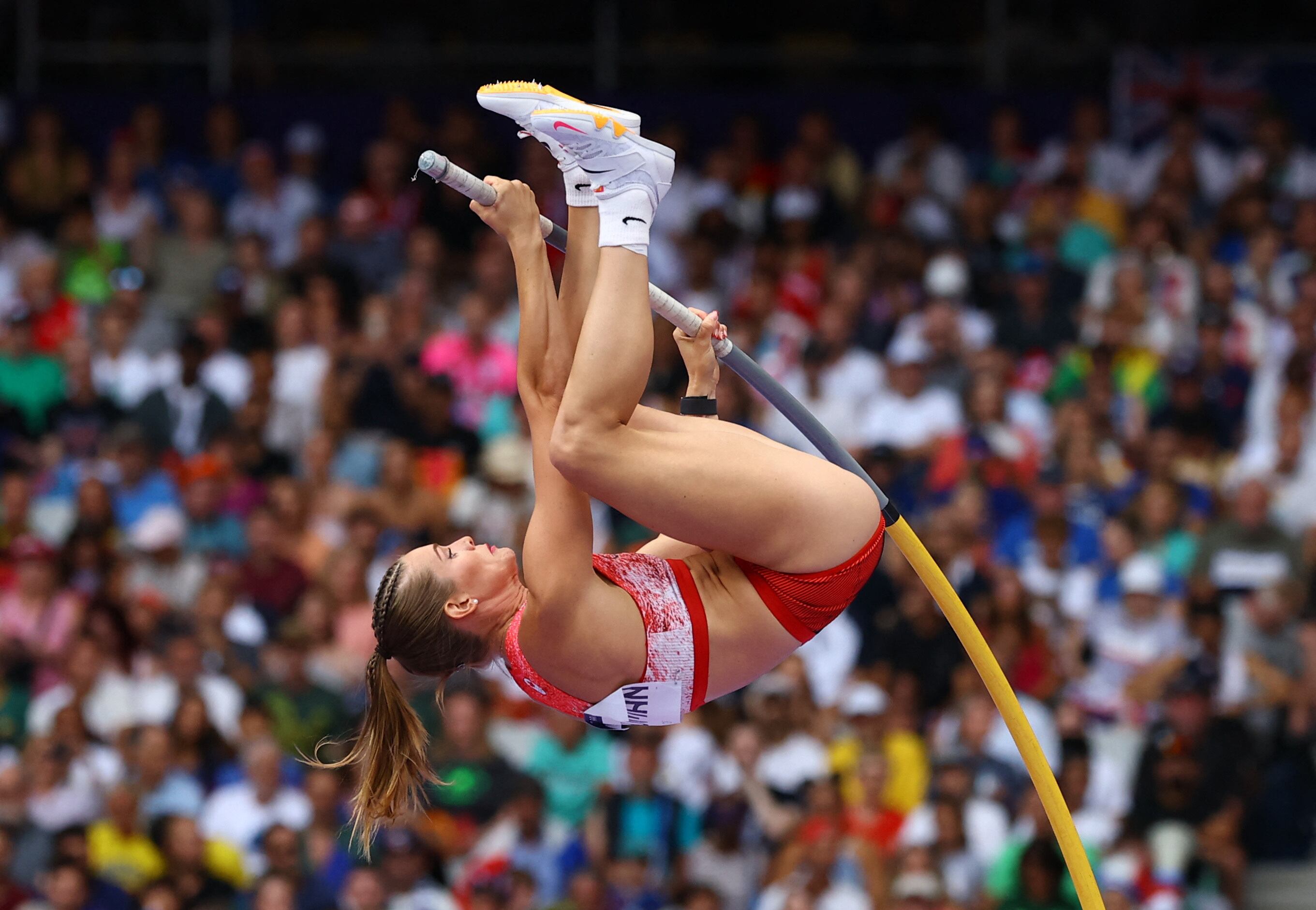 Alysha Newman ganó la medalla de bronce en París 2024 (REUTERS/Kai Pfaffenbach)