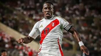 Luis Advíncula es uno de