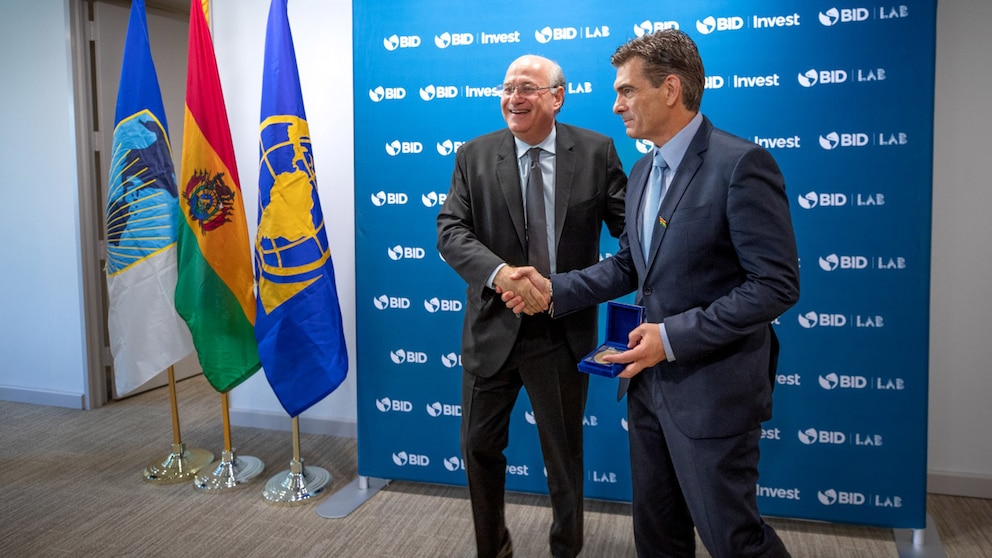 El presidente del BID llega a Bolivia para fortalecer el diálogo financiero con el Gobierno y el sector privado