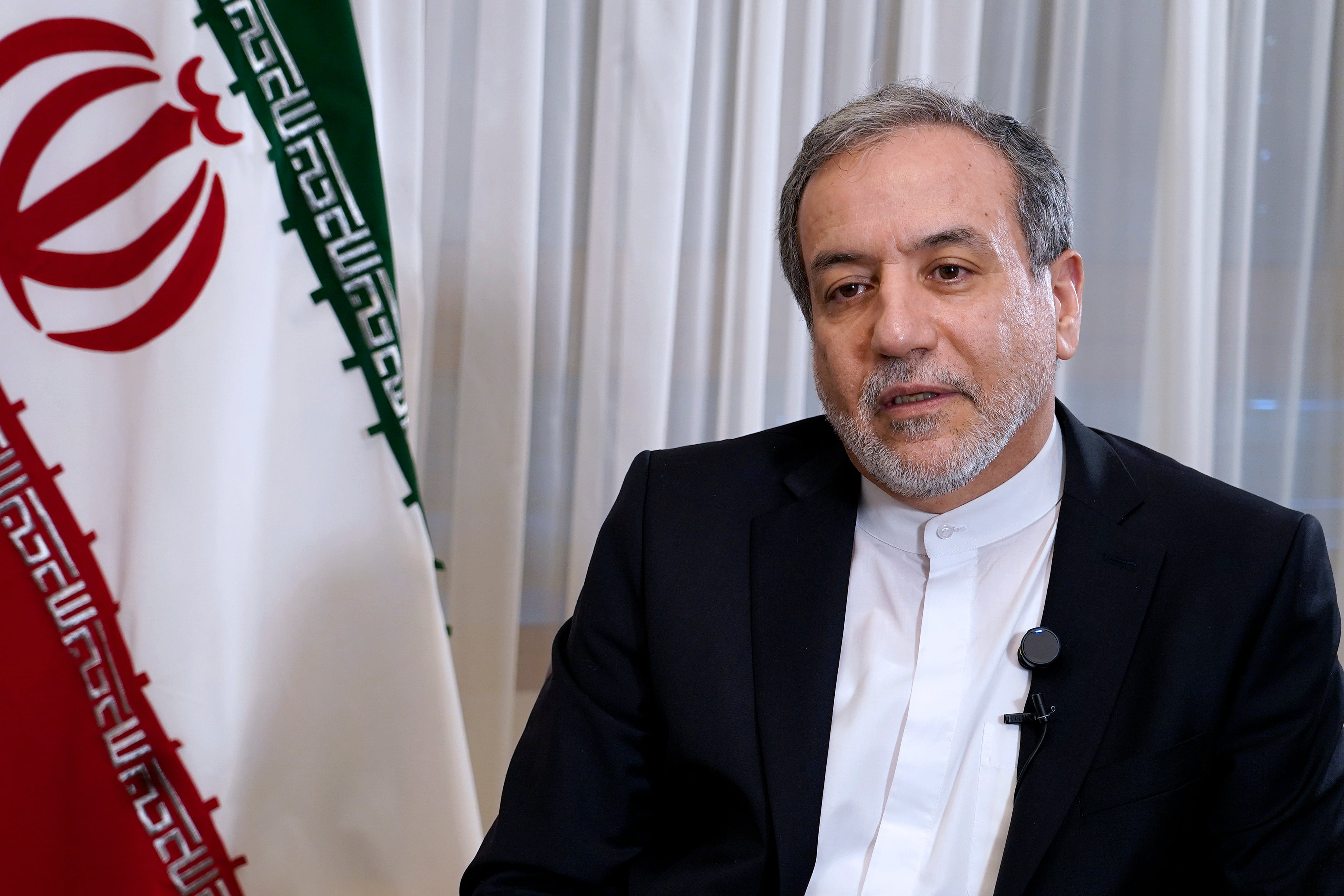 El ministro iraní de Asuntos Exteriores, Abás Araqchí, durante una entrevista con EFE, en Lisboa (Portugal). EFE/Jorge Jerónimo